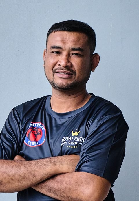 Chain, Muay Thai Trainer at Superpro Samui